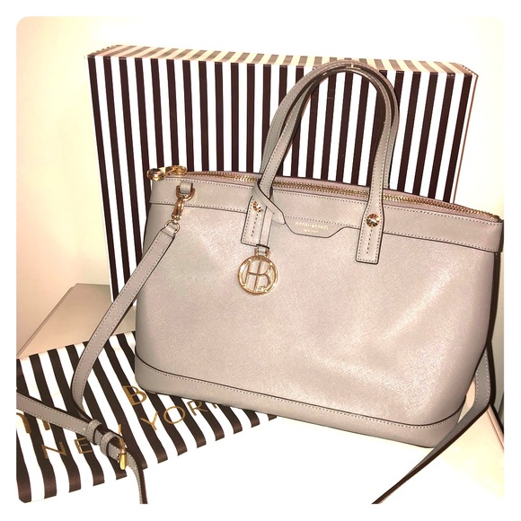 COLLECTIBLE! Henri Bendel West 57th crossbody bag - Picture 3 of 8